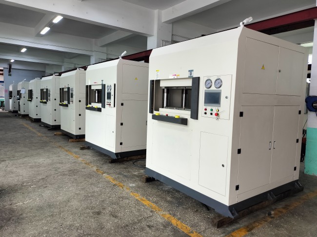 玻璃纖維、玻纖復(fù)合材料熱壓成型機(jī) 