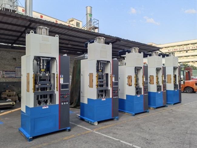粉末伺服成型機(jī)在電動(dòng)汽車、鋰電池、光伏產(chǎn)品中的應(yīng)用